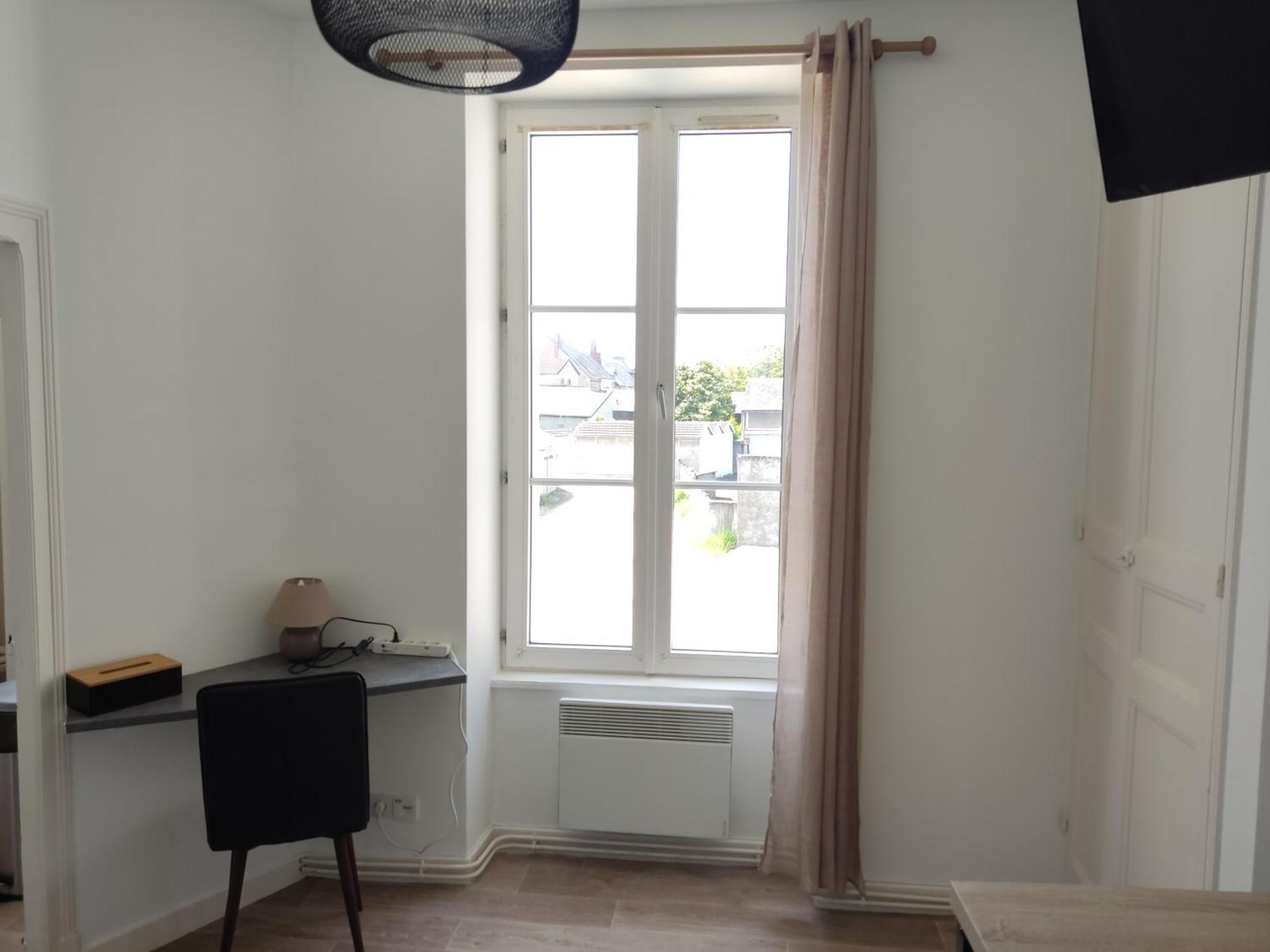 Le 3, Wifi, Parking, Centre Apartamento Châteauroux Exterior foto
